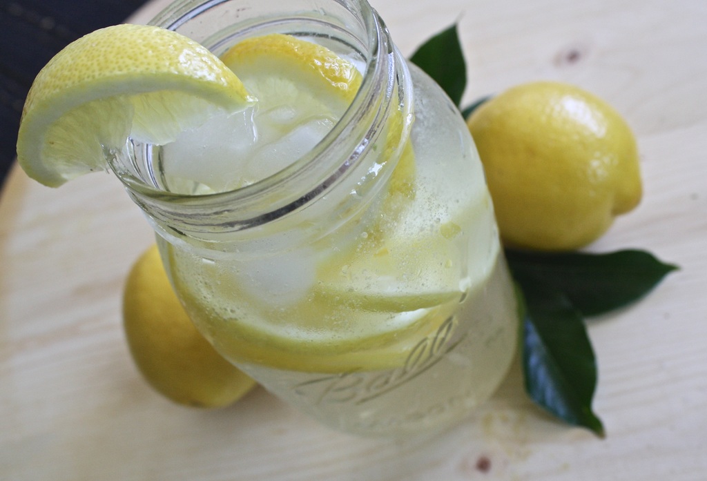 voda-citron-zdravi