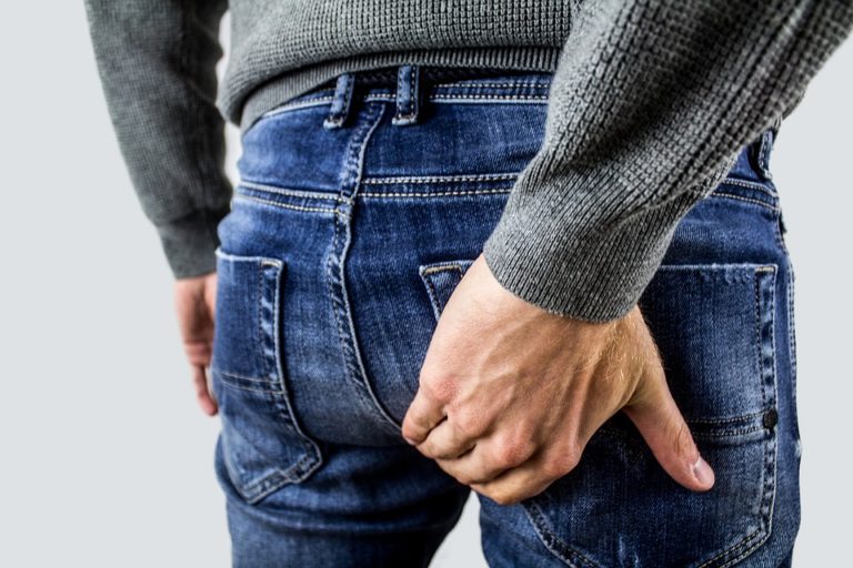 Hemoroidy jako nemoc, o které se nemluví. Jak jí předcházet a jak se jí zbavit?